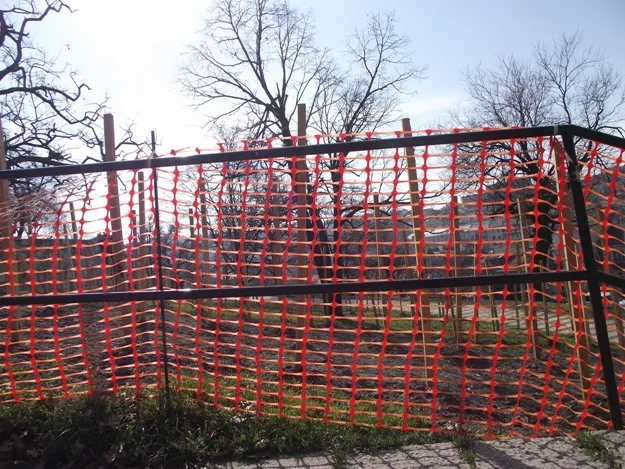 Wholesale Custom 100% PE 80GSM Landscape Fence Warning Barrier Safety Fence