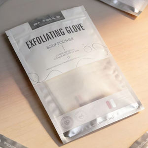 Pochettes à faible MOQ, sacs à fermeture éclair à 3 soudures latérales pour emballage d'outils de maquillage, pour gants exfoliants avec trou - Product Image 1