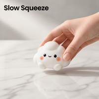 Jouet Squishy Nuage Guérisseur à Rebond Lent, Blanc Mat, Base Plate, S'autoportant, Visage Souriant Mignon, pour Étagère de Chambre