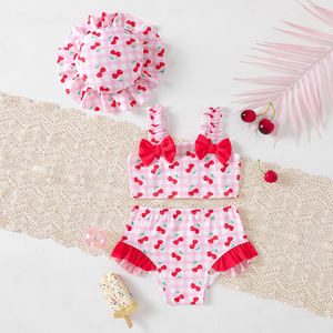 Ensemble de maillot de bain d'été pour bébé fille, imprimé fruits, avec débardeur à bretelles, nœud, short et chapeau de couleur assortie - ODM disponible - Product Image 1