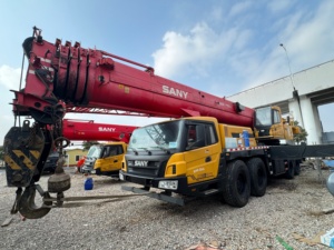 Grue sur camion au meilleur prix, grue montée sur camion d'occasion de 90 tonnes à vendre - Product Image 3
