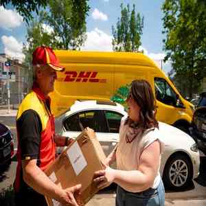 Transitaires internationaux les moins chers, DHL, transport maritime et aérien, livraison porte à porte, agent de transport aérien, transitaire Chine vers Europe - Product Image 1