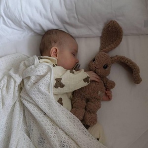 Handmade <span class=keywords><strong>Crochet</strong></span> <span class=keywords><strong>Bunny</strong></span> sang trọng mô hình gối Dễ Thương Thỏ Amigurumi đan hướng dẫn mềm Thú nhồi bông gối trang trí nhà Quà Tặng - Product Image 2