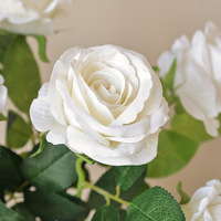 Fournisseur d'usine de roses artificielles en soie en gros, roses pour bouquet de mariage, arrangement floral pour vase, décoration de centre de table à domicile
