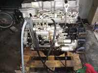 Moteur diesel d'occasion 4m51 4m40 4m40t pour pièces d'excavatrice Mitsubishi, marque TAI, cylindrée 5,9L