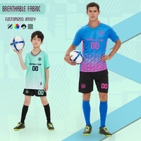 Maillot de football personnalisable pour hommes Maillot de football d'été OEM Ensembles d'uniformes d'équipe de jeunes Maillot de football personnalisé vierge fabriqué
