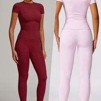 T-shirt slim à manches courtes pour femme, ensemble de vêtements de sport respirants de haute qualité, ensemble sexy en deux pièces, leggings de yoga ajustés pour femme