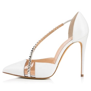 Sandalias de tacón de aguja con remaches metálicos para mujer, zapatos de vestir de PVC con punta puntiaguda para oficina - Product Image 1