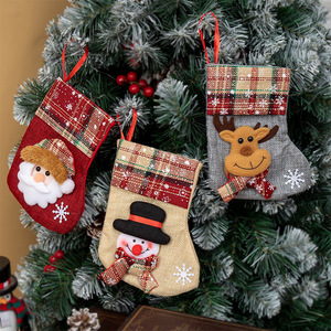 Ensemble de chaussettes de cadeau de <span class=keywords><strong>Noël</strong></span> de vente en gros, chaussettes longues décoratives de sacs de bonbons pour le sapin de <span class=keywords><strong>Noël</strong></span> ou la <span class=keywords><strong>cheminée</strong></span> - Product Image 1