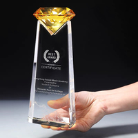 Bestseller Diamant-Trophäe Personalisierte Kristallglas K9 Diamant-Auszeichnungen für Medaillen Sportchampions
