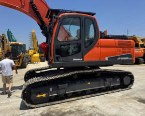 Excavateur Doosan DX300 DX225 DH300 de Corée d'occasion 30 tonnes à vendre - Product Image 1