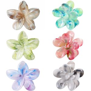 Pince à cheveux en résine plastique à motif floral hawaïen de 8 cm pour filles, accessoires pour cheveux à usage quotidien, fleur de frangipanier/plumeria - Product Image 2