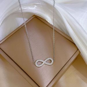Collar de Acero Inoxidable con Colgante de Número 8 e Inicial, Cadena de Clavícula con Diamantes Brillantes - Product Image 3
