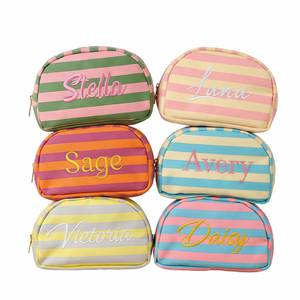Pochette de maquillage de voyage personnalisée pour filles, pochette cosmétique rayée en style dopamine, brodée avec monogramme, cadeau de mariage - Product Image 1