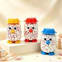 Fabrieksgroothandel schattige pinguïn-vormige plastic snoepbus met zoete mini zachte marshmallows met fruit smaak