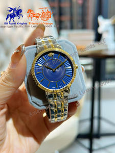 Reloj Deportivo de Moda para Mujer con Movimiento de Cuarzo Seiko, Nuevo Diseño Cuadrado Pequeño, Correa de Acero, Esfera de Cristal - Product Image 2