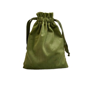 Sac à cordon en velours vert foncé de grande taille pour bijoux, cosmétiques, perruques, huiles essentielles, avec option de logo personnalisé, sac à main unisexe - Product Image 1