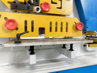 SANXIN CNC fer travailleur hydraulique poinçonnage cisaillement Machine Construction usine de fabrication nouvelle condition moteur pompe