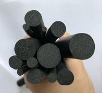 Bande d'étanchéité en mousse de caoutchouc noir rond personnalisé Matériaux EPDM pour usage industriel Caoutchouc d'étanchéité de porte