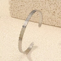 Bracelet jonc pour homme en acier inoxydable plaqué argent, motif dentelle courbe, style musulman arabe islamique, cadeau de l'Aïd, bijou de mode, avec motif Coran, marque MW for Allah