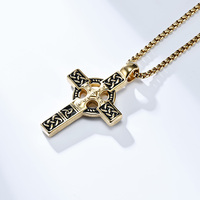 Pendentif croix celtique en acier inoxydable pour homme, plaqué or, avec chaîne en corde, bijoux chrétiens pour motards, à porter au quotidien