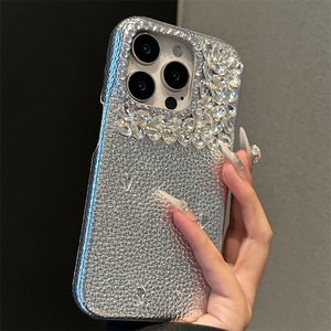 Tschick adatto per <span class=keywords><strong>iPhone</strong></span> <span class=keywords><strong>11</strong></span> Pro Max15 Plus 14 12 13 Pro Max XS pelle brillante diamante acqua diamante <span class=keywords><strong>Cover</strong></span> antiurto per ragazze - Product Image 6