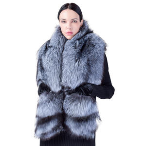 Mantella Sciarpa di Lusso in Pelliccia di Volpe da Donna Stola Invernale da Sposa in Visone con Collo Staccabile Elegante Coprispalle da Festa - Product Image 3