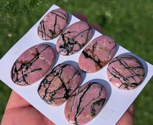 Rodonita Rosa Natural al Por Mayor a Precio Premium, Cabujones de Diferentes Tamaños y Formas para la Fabricación de Joyería - Product Image 4