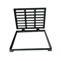 Grille de drainage pour allée EN124 C250 et cadre articulé en fonte ductile pour caniveau d'évacuation des eaux pluviales