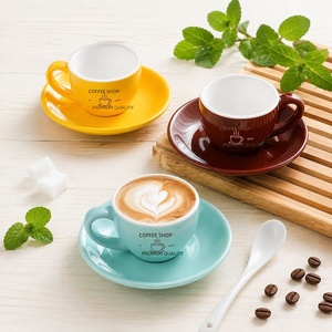 Ensemble de tasses à expresso en céramique avec soucoupe, design moderne, petites tasses à café, tasses à expresso - Product Image 1