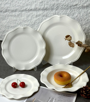 Assiette en céramique gaufrée rétro moderne française, bol à dessert, pudding et soupe en porcelaine haute résistance et haute température, vaisselle de luxe tendance
