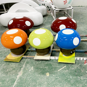 Sculpture personnalisée en champignon de dessin animé en fibre de verre Plaza commerciale ornée de statues géantes en fibre de verre - Product Image 2