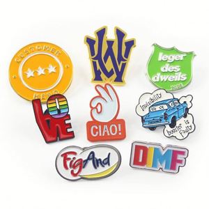 Écussons magnétiques de conception industrielle, broches, logos pour vêtements, épingles de revers en métal pour chapeaux, badges, épingles en émail personnalisées souples ou rigides sur le thème de l'anime - Product Image 5