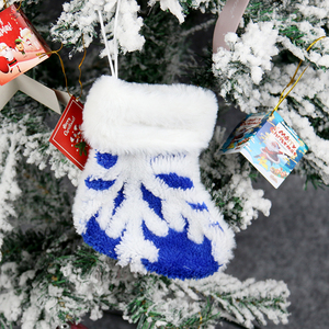 Ornement Chaussettes <span class=keywords><strong>De</strong></span> <span class=keywords><strong>Noël</strong></span> Fausse Fourrure Bas <span class=keywords><strong>De</strong></span> <span class=keywords><strong>Noël</strong></span> Jacquard Velours En Peluche Mini En Vrac Bas <span class=keywords><strong>De</strong></span> <span class=keywords><strong>Noël</strong></span> - Product Image 4