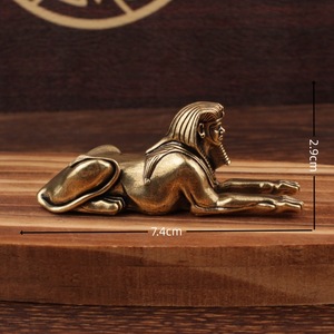 Statue de tête de lion égyptienne vintage en laiton ESD03, sculpture pharaonique antique en cuivre, décoration de bureau unique pour la maison - Product Image 2