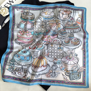 Foulard 100% Soie Personnalisé avec Logo, Imprimé Dessin Animé Gâteau, en Soie de Mûrier, Petit Carré, Bandana, Foulard de Cou, Vente en Gros Directe Usine - Product Image 4