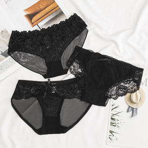 Braguitas de Bikini de Encaje Negro sin Costuras y Transpirables para Mujer 2024, Cintura Baja, Sexy, Hueco, con Entrepierna de Algodón, Estilo Diario - Product Image 3