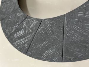 JM-0018B Niet-Asbestkoppeling Tegenover Vrachtwagenonderdelen Wrijvingskoppelingsplaat Tegenover Chinese Fabrikant - Product Image 3