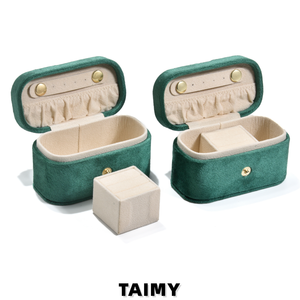Custom Logo Vintage Velvet Jewelry Box Portable Travel Jewelry Storage Box with Removable Ring Insert Jewelry Organizer Gift Box - Product Image 4