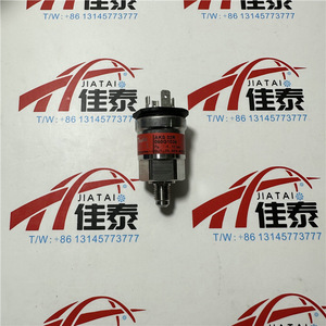 Capteur de pression Danfoss AKS32R 060G1036 pour usage industriel - Product Image 1