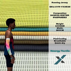 Tessuto <span class=keywords><strong>Jacquard</strong></span> in Rete Traspirante Leggero ed Elastico 140Gsm Personalizzato Colorato per Magliette Sportive Estive da Corsa - Product Image 1