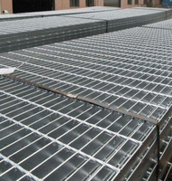 Grille en barres de fil d'acier inoxydable galvanisé à chaud certifiée ISO CE, robuste et durable, pour la construction en maille soudée, vente en gros