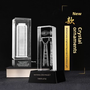 Ornamenti Personalizzati in Cristallo di Quarzo Trasparente con Incisione Interna, Prisma Rettangolare per Modelli Architettonici, Ponti, Veicoli e Navi - Product Image 5