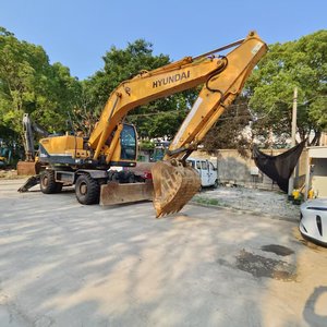 Popular Selling Used Wheel Excavator Hyundai R210W-9 R210W-7 Secondhand Hyundai 210W-9 150W-9 80W Rotex <b>Tire</b> Excavator for Sale - Product Image 2