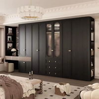 Balom – Dressing sur mesure de luxe avec îlot et verre cannelé, mobilier moderne pour chambre principale de villa et appartement
