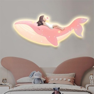 Cuadro de Pared de Porcelana con Cristales y Luz LED, Diseño de Ballena, Estilo Lujoso, para Decoración del Hogar - Product Image 4
