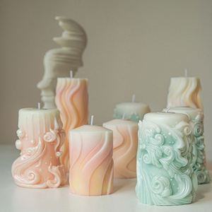 Bougie artisanale vintage en spirale, vert menthe, cylindrique, parfumée, pour la décoration de la maison - Product Image 2