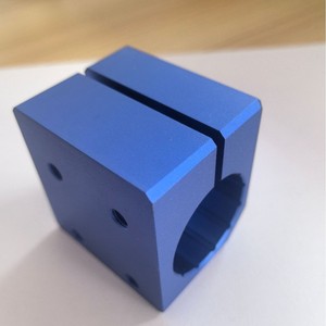 Acoplamiento de Eje de Aluminio, Diámetro Interior de 30 mm, Rígido, No Estándar, Personalizado para Plantas de Fabricación - Product Image 1