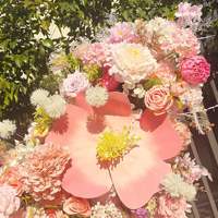 Promotion : Chemin de table et décoration d'arche de mariage réaliste, motif papillon et fleurs roses, pour la Fête des Mères