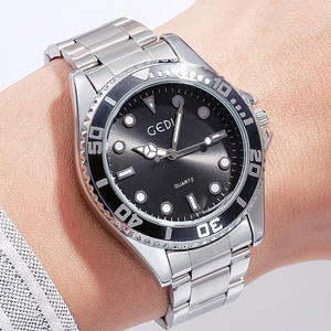 Stylish Green Luminous Watch Luxury Men's Business <b>Waterproof</b> Quartz <b>Wristwatch</b> - Product Image 4